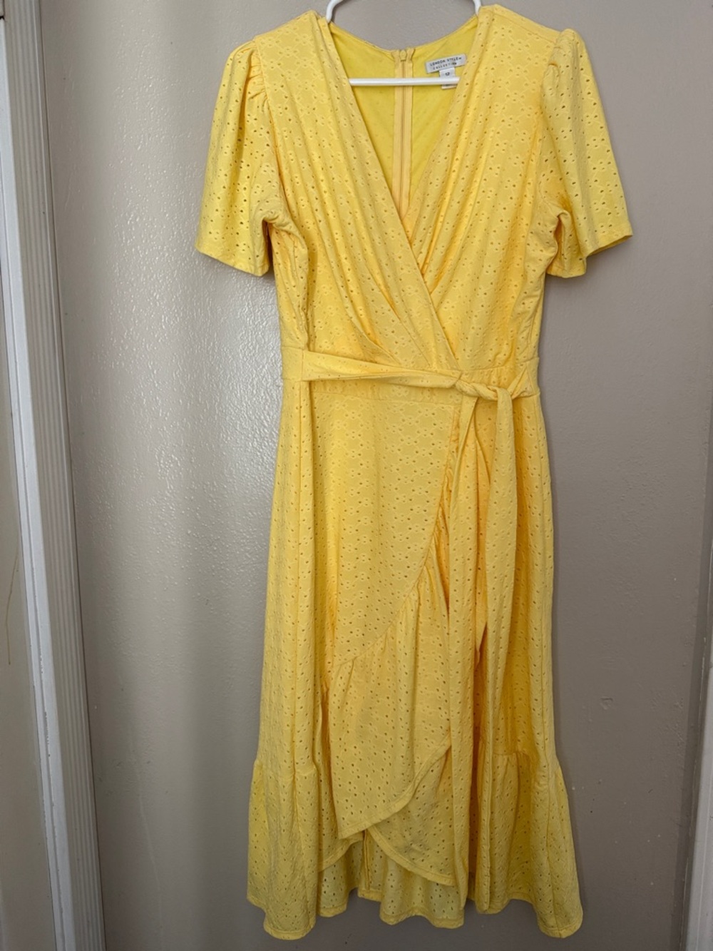 London Style Yellow Eyelet Wrap Midi Dress